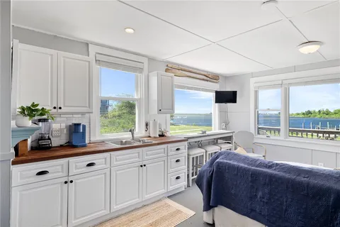 $795,000 | 60 Chappell Road, South Kingstown, RI 02879