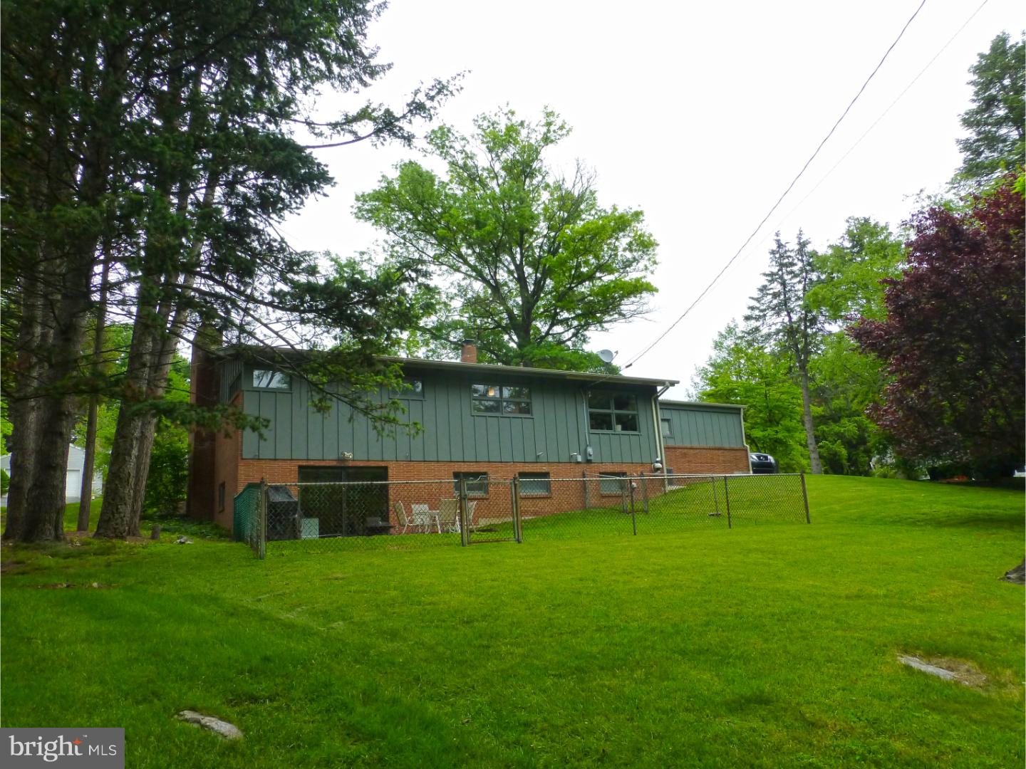 9 Jeffrey Road Reading, PA 19601 - Photo 2 of 16 Exterior Back
