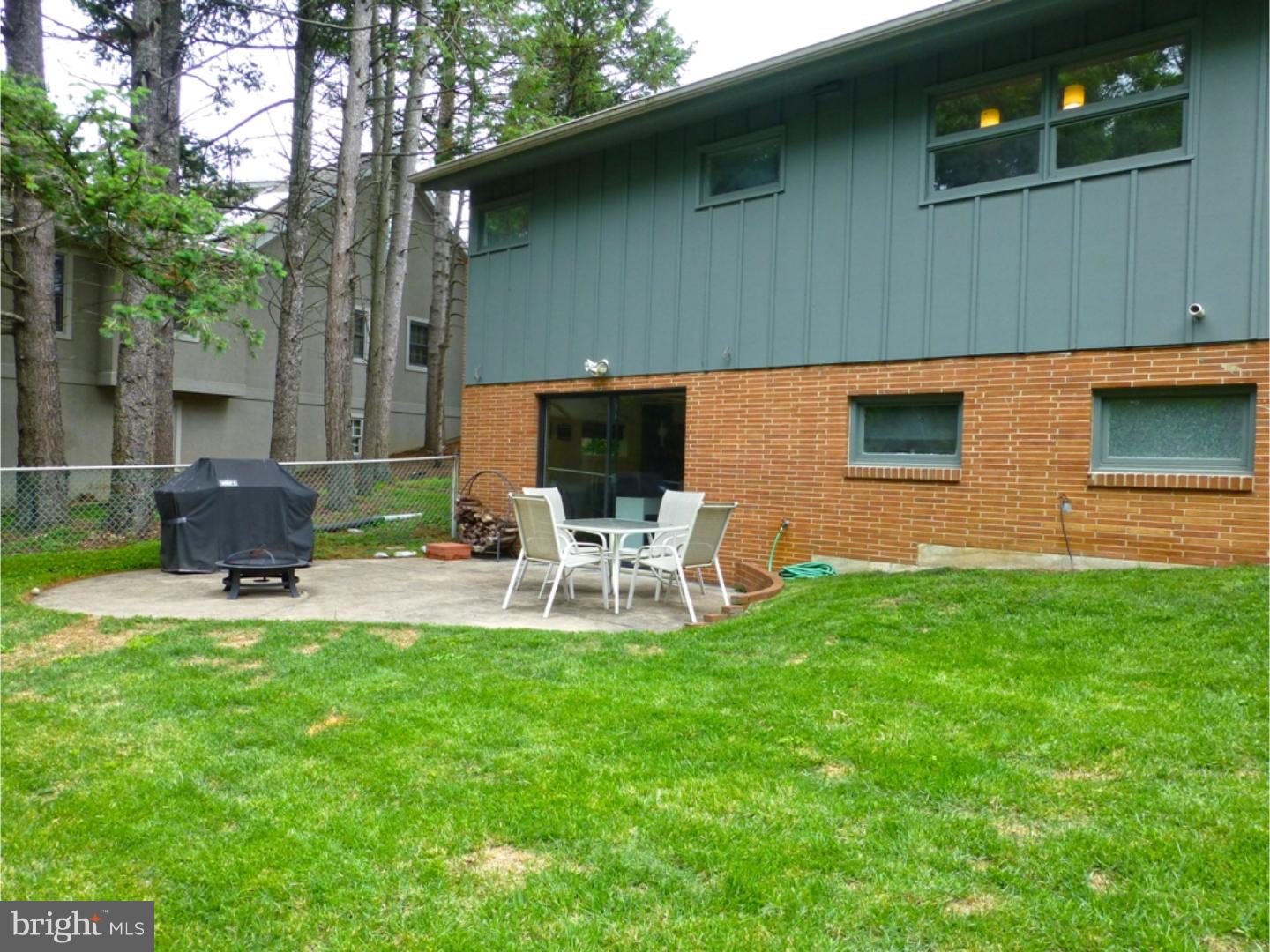 9 Jeffrey Road Reading, PA 19601 - Photo 3 of 16 Exterior Back