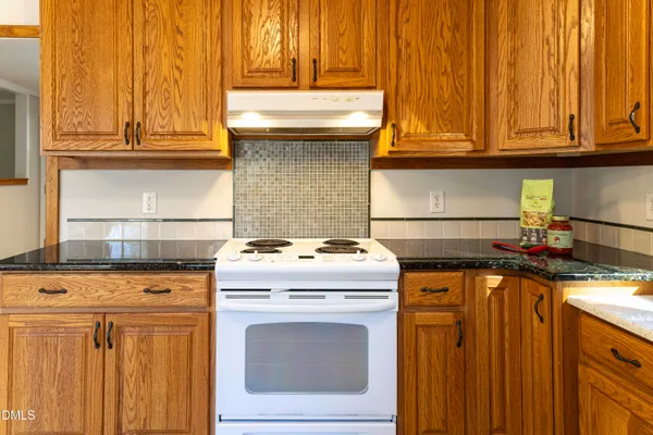 $450,000 | 4013 St Edmunds Lane, Apex, NC 27539