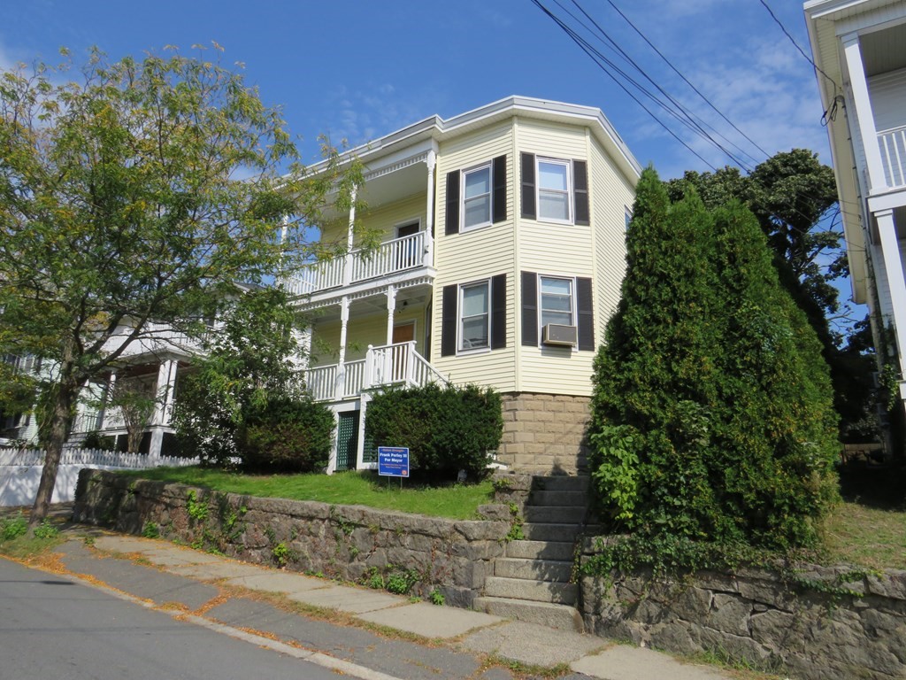 15 Hazel Street Salem, MA 01970 - Photo 3 of 29