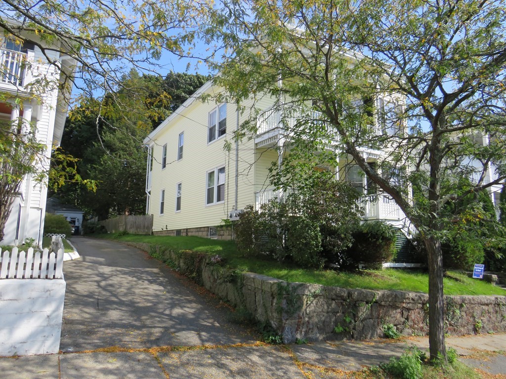 15 Hazel Street Salem, MA 01970 - Photo 4 of 29