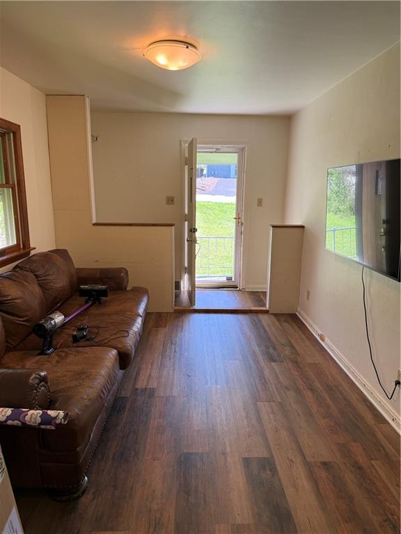109 Reed Street Lower Burrell, PA 15068 - Photo 2 of 14 Gallery Image 2