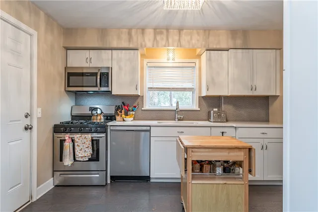 $174,999 | 750 Hinchey Road, Gates, NY 14624