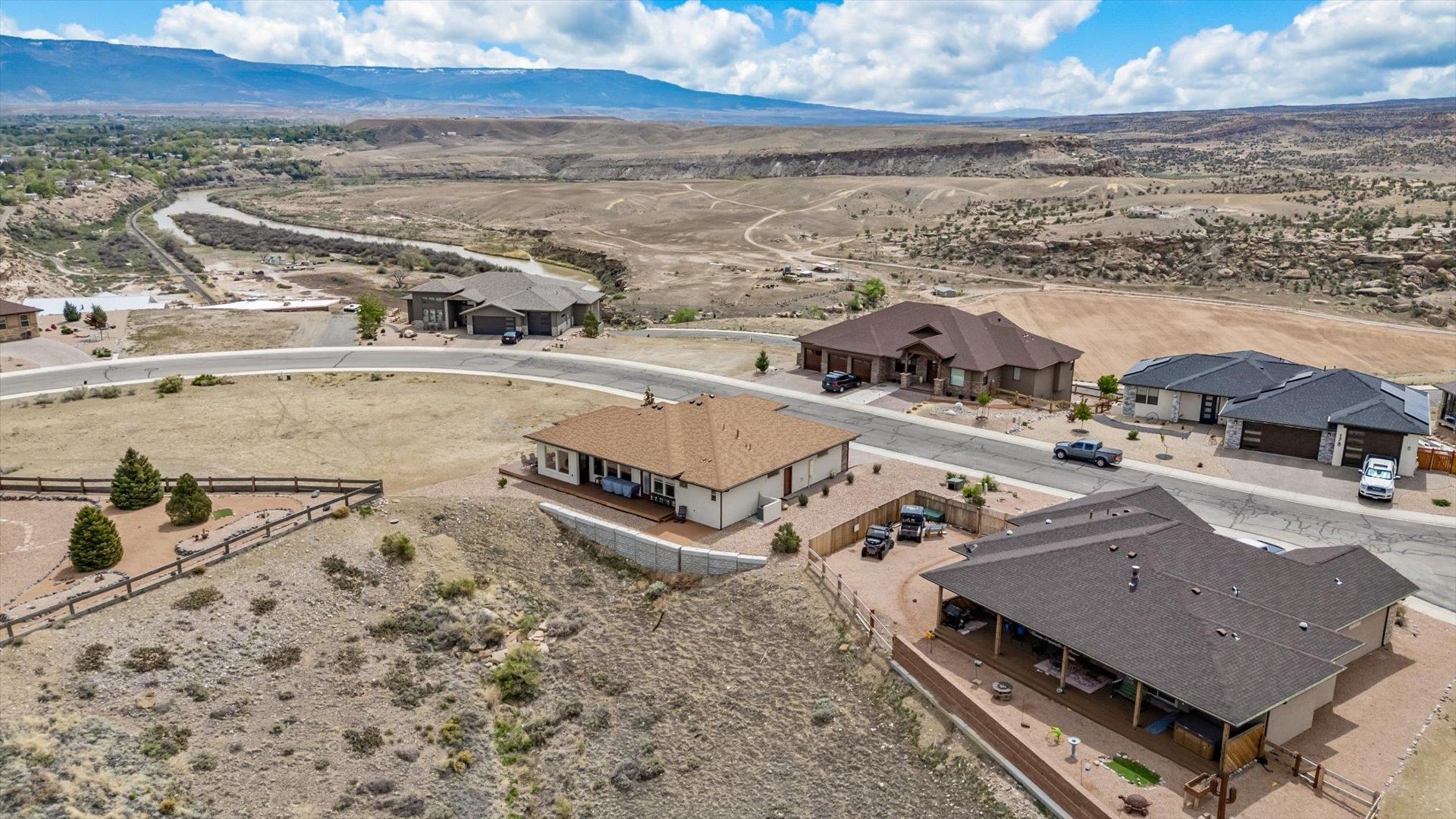 183 Gunnison Ridge Court Grand Junction, CO 81503 - Photo 5 of 28