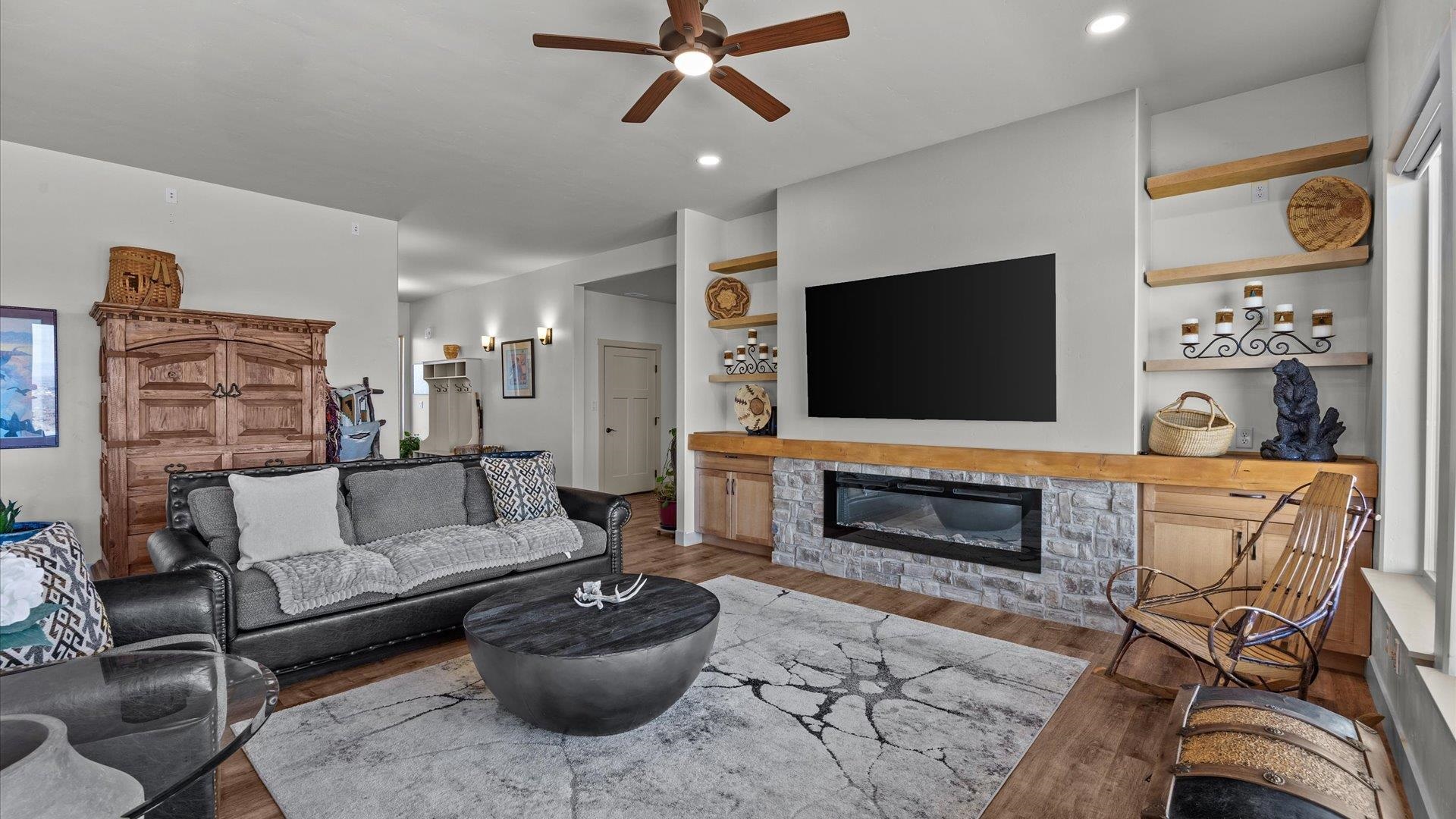 183 Gunnison Ridge Court Grand Junction, CO 81503 - Photo 8 of 28