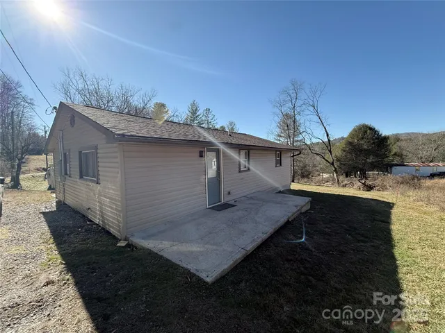 $265,000 | 121 Tom McKinney Drive, Brevard, NC 28712