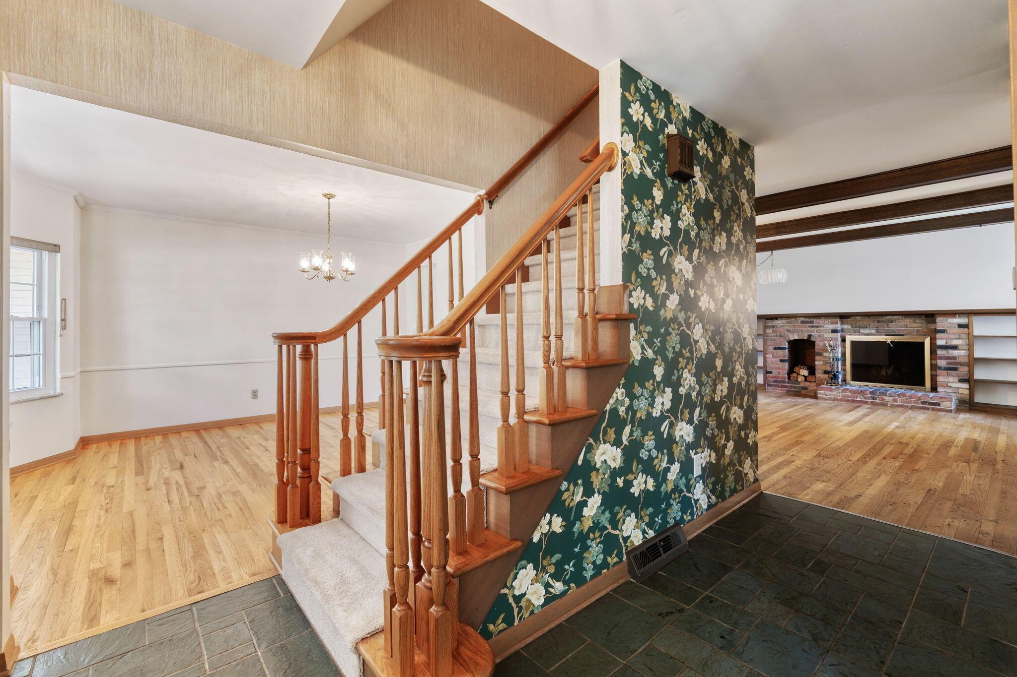 1060 Woodmere Road Columbus, OH 43220 - Photo 23 of 94 1060 Woodmere (Interior)-2