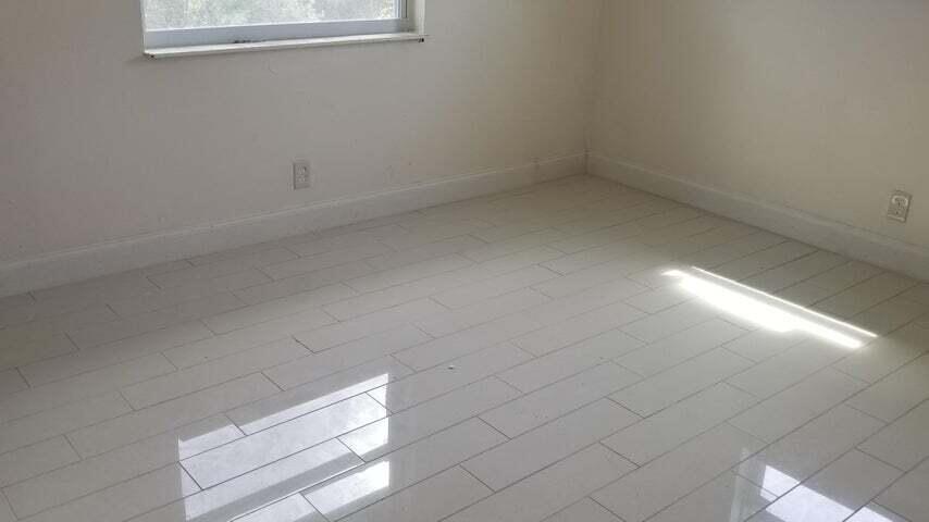 640 West 34th Street Riviera Beach, FL 33404 - Photo 13 of 13 Master bedroom