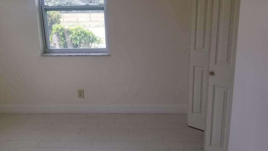 640 West 34th Street Riviera Beach, FL 33404 - Photo 7 of 13 Bedroom2