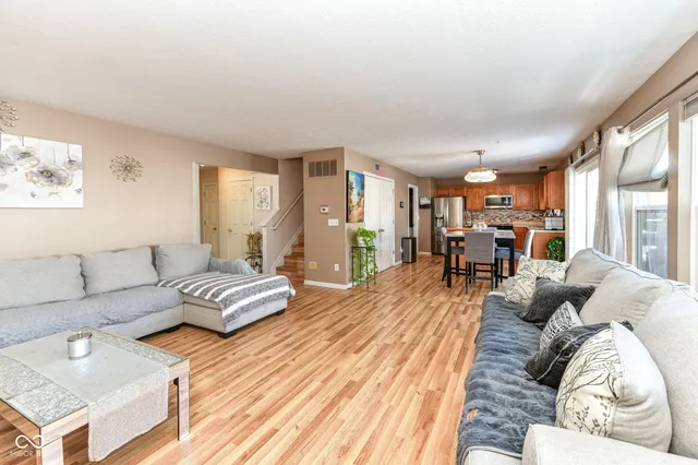 $375,000 | 8519 Walden Trace Drive, Indianapolis, IN 46278