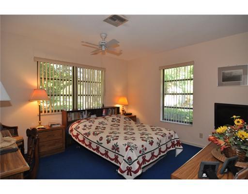 740 Oleander Street Boca Raton, FL 33486 - Photo 12 of 16 Additional Photo