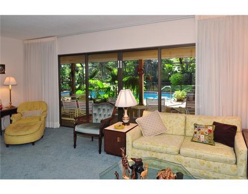 740 Oleander Street Boca Raton, FL 33486 - Photo 9 of 16 Additional Photo