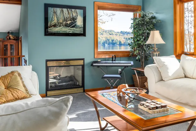 $1,800,000 | 20 Bonardi Drive, Enfield, NH 03748