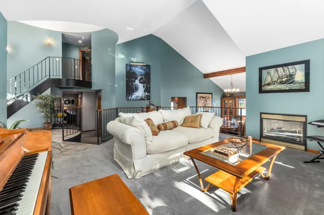 $1,800,000 | 20 Bonardi Drive, Enfield, NH 03748