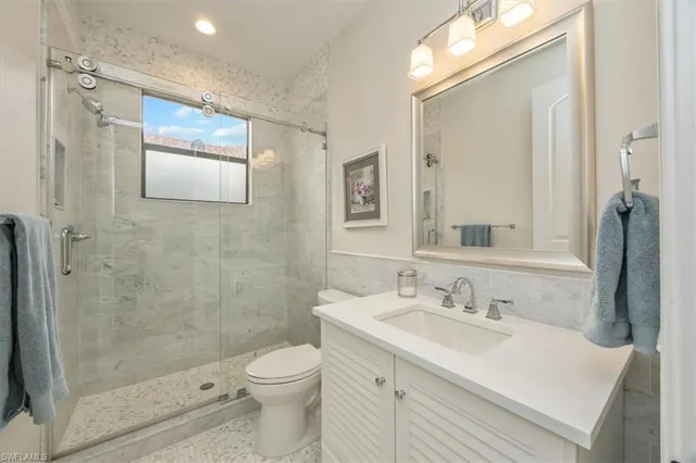 $1,695,000 | 1007 Tivoli Drive, Naples, FL 34104