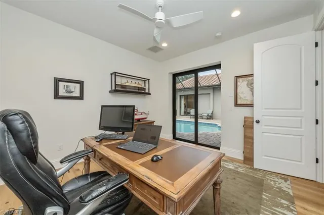 $1,695,000 | 1007 Tivoli Drive, Naples, FL 34104