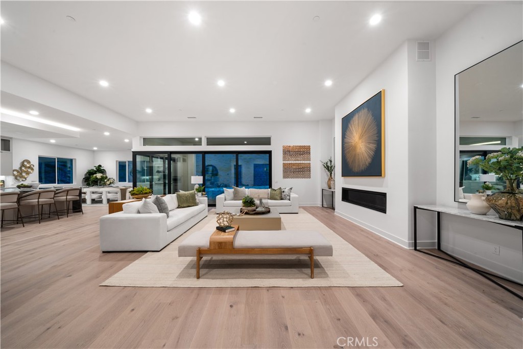 18302 Saddle Crest Silverado, CA 92676 - Photo 3 of 40 a living room with furniture and a flat screen tv