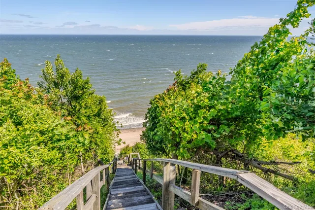 $725,000 | 218 Cliff Road West, Wading River, NY 11792