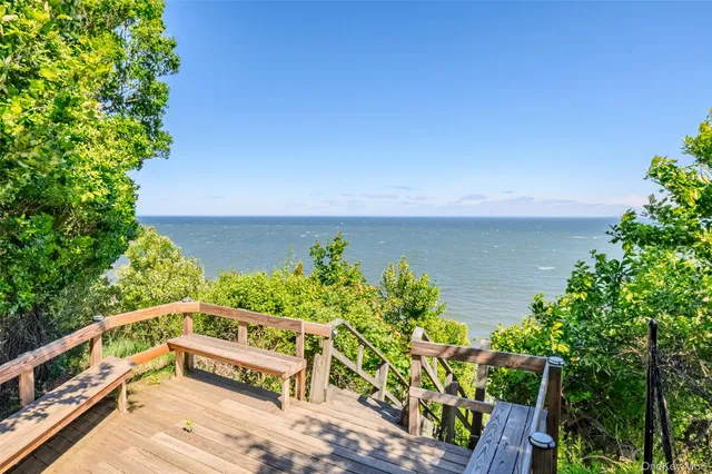 $725,000 | 218 Cliff Road West, Wading River, NY 11792