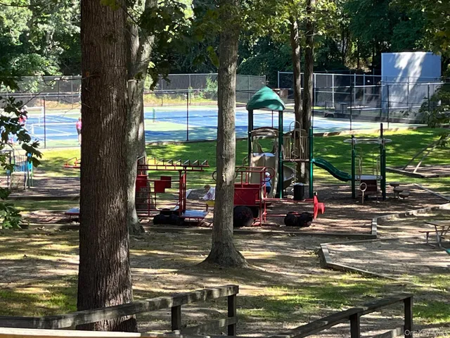 $750,000 | 218 Cliff Road West, Wading River, NY 11792