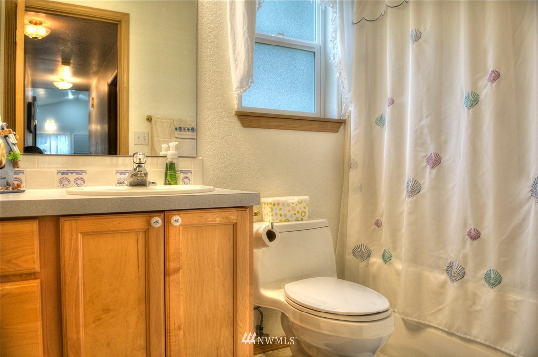 4301 183rd Avenue Southwest Rochester, WA 98579 - Photo 14 of 25