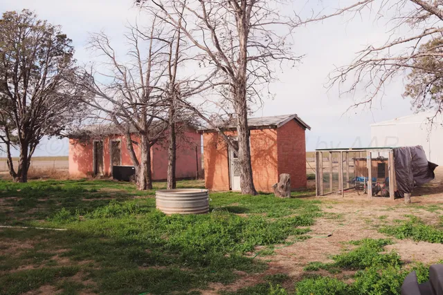 $250,000 | 1020 Highway 207, Floydada, TX 79235