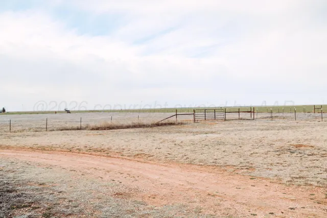 $250,000 | 1020 Highway 207, Floydada, TX 79235