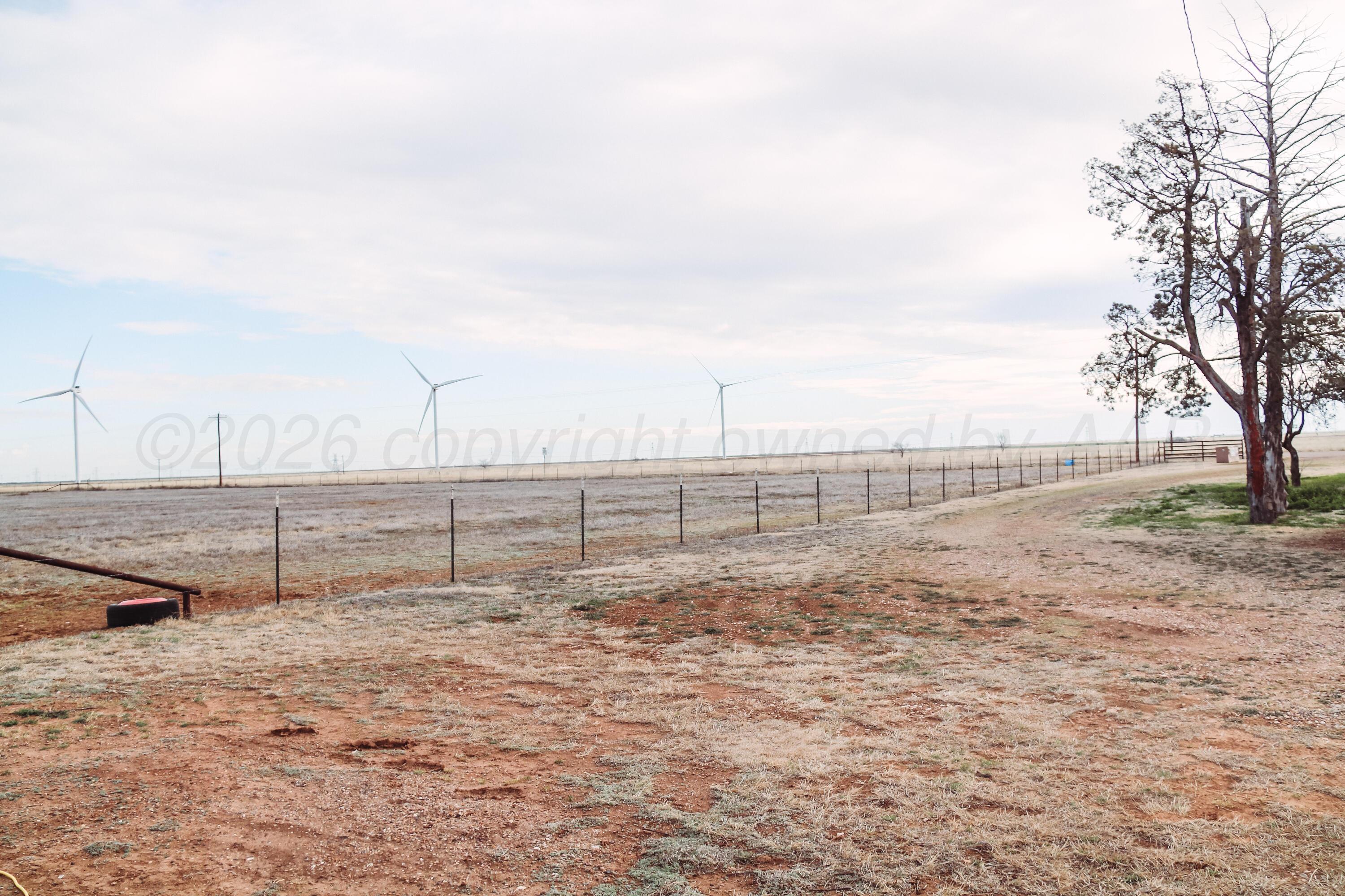 1020 Highway 207 Floydada, TX 79235 - Photo 10 of 17 a view of a backyard