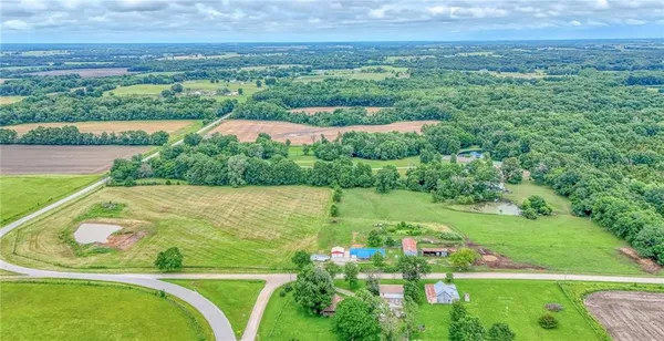 $479,900 | 1679 Southwest 800th Road, Holden, MO 64040