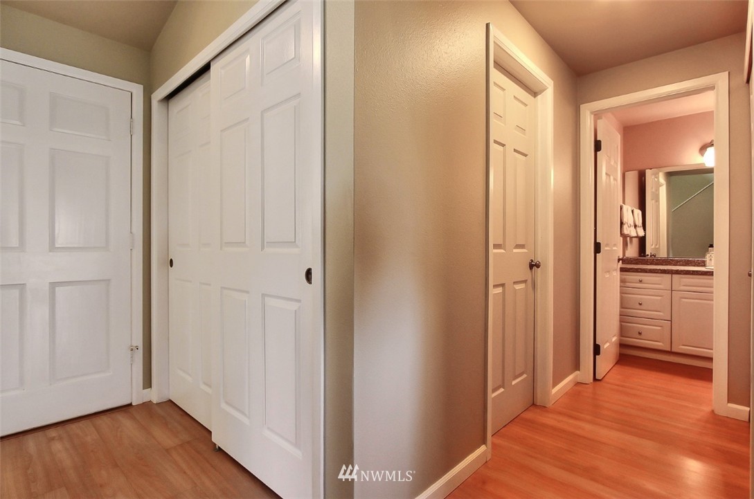 19315 135th Avenue Southeast Renton, WA 98058 - Photo 2 of 15 Gallery Image 2