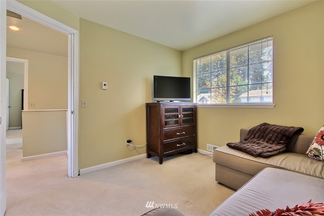 19315 135th Avenue Southeast Renton, WA 98058 - Photo 13 of 15 Gallery Image 13