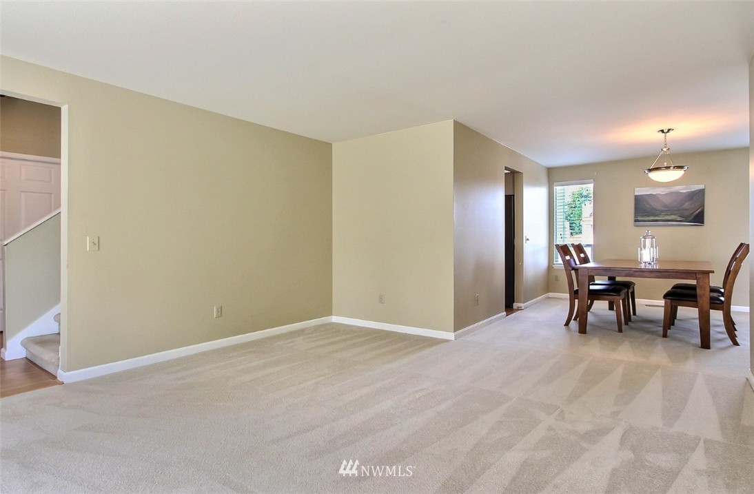 19315 135th Avenue Southeast Renton, WA 98058 - Photo 4 of 15 Gallery Image 4