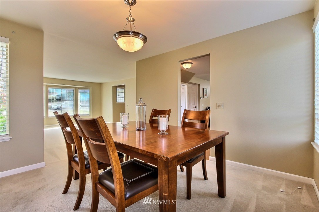 19315 135th Avenue Southeast Renton, WA 98058 - Photo 5 of 15 Gallery Image 5