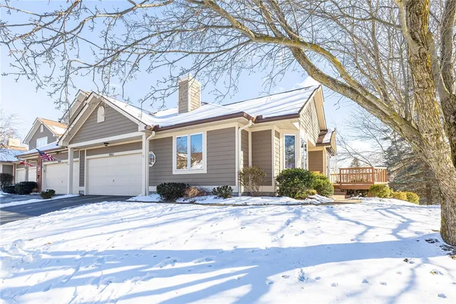 $299,900 | 1063 Hillsboro Cove Circle, Webster, NY 14580