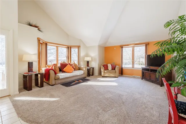 $299,900 | 1063 Hillsboro Cove Circle, Webster, NY 14580