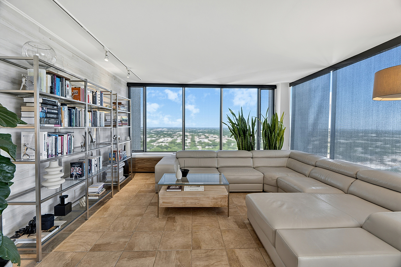 5455 North Sheridan Road, Unit 3515 Chicago, IL 60640 - Photo 18 of 68