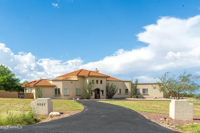 $777,777 | 6027 East Andalusian Court, Hereford, AZ 85615