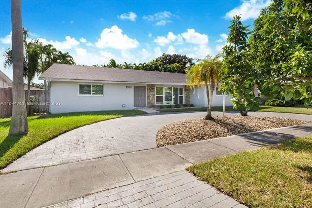 $1,075,000 | 1920 Northeast 206th Terrace, Miami, FL 33179