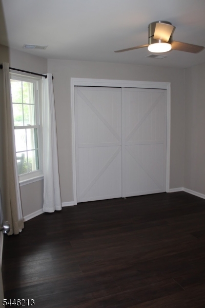 37 Ray Court Bedminster, NJ 07921 - Photo 7 of 8