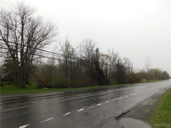 $39,900 | 12739 Main Street, Newstead, NY 14001