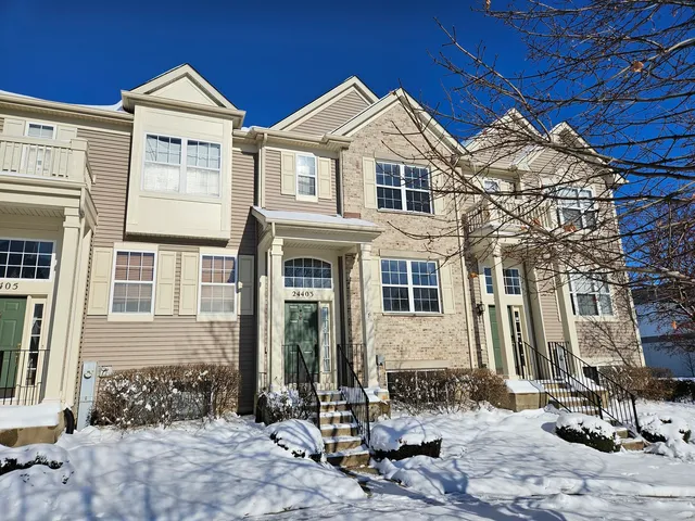 $2,375 | 24403 John Adams Drive, Plainfield, IL 60544