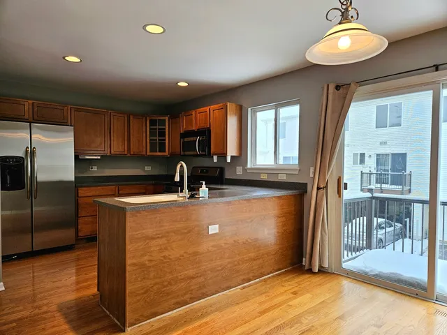 $2,375 | 24403 John Adams Drive, Plainfield, IL 60544