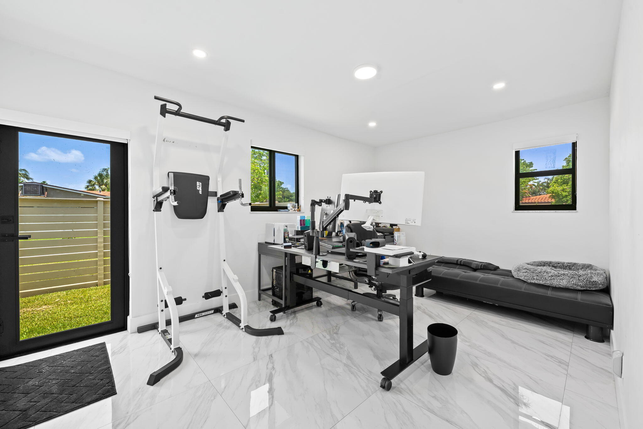 5122 Cleveland Street Hollywood, FL 33021 - Photo 28 of 28 28-web-or-mls-DSC_3977