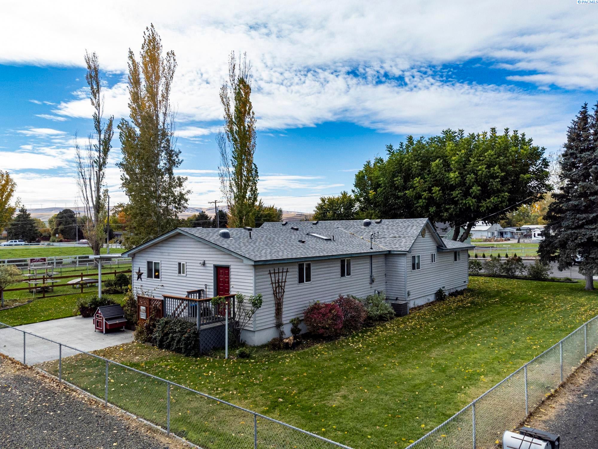 212705 East Bowles Road Kennewick, WA 99337 - Photo 19 of 29 Gallery Image 19