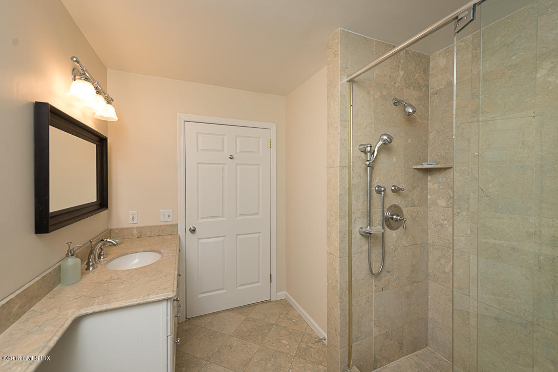 30 Jeffrey Road Greenwich, CT 06830 - Photo 27 of 44 Bath-7977