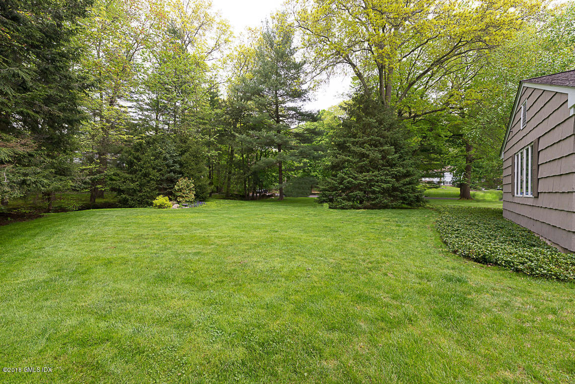 30 Jeffrey Road Greenwich, CT 06830 - Photo 39 of 44 Yard-8106