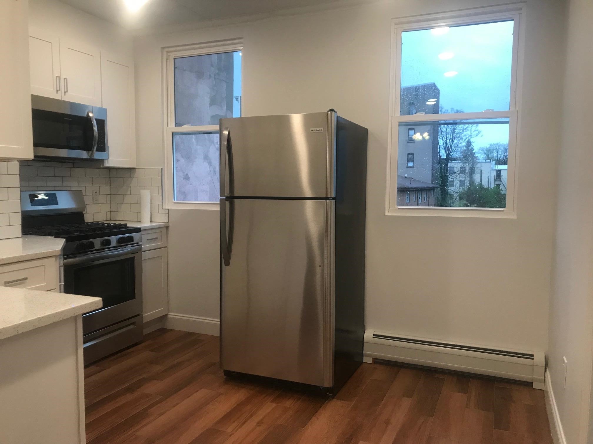 206 2nd Street Hoboken, NJ 07030 - Photo 6 of 14