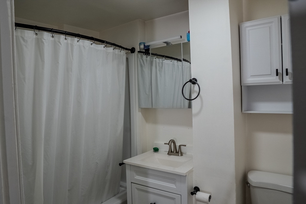 18 Hancock Street Lawrence, MA 01841 - Photo 23 of 36