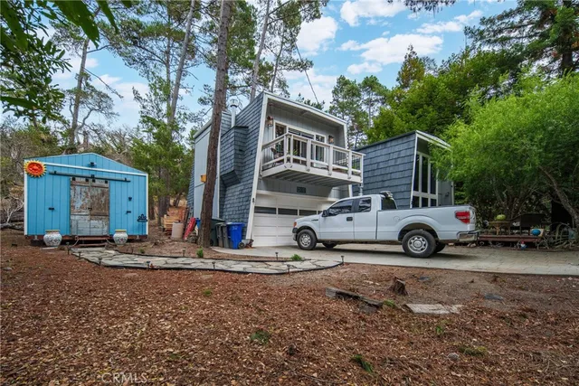 a picture of a bathroom with a sink